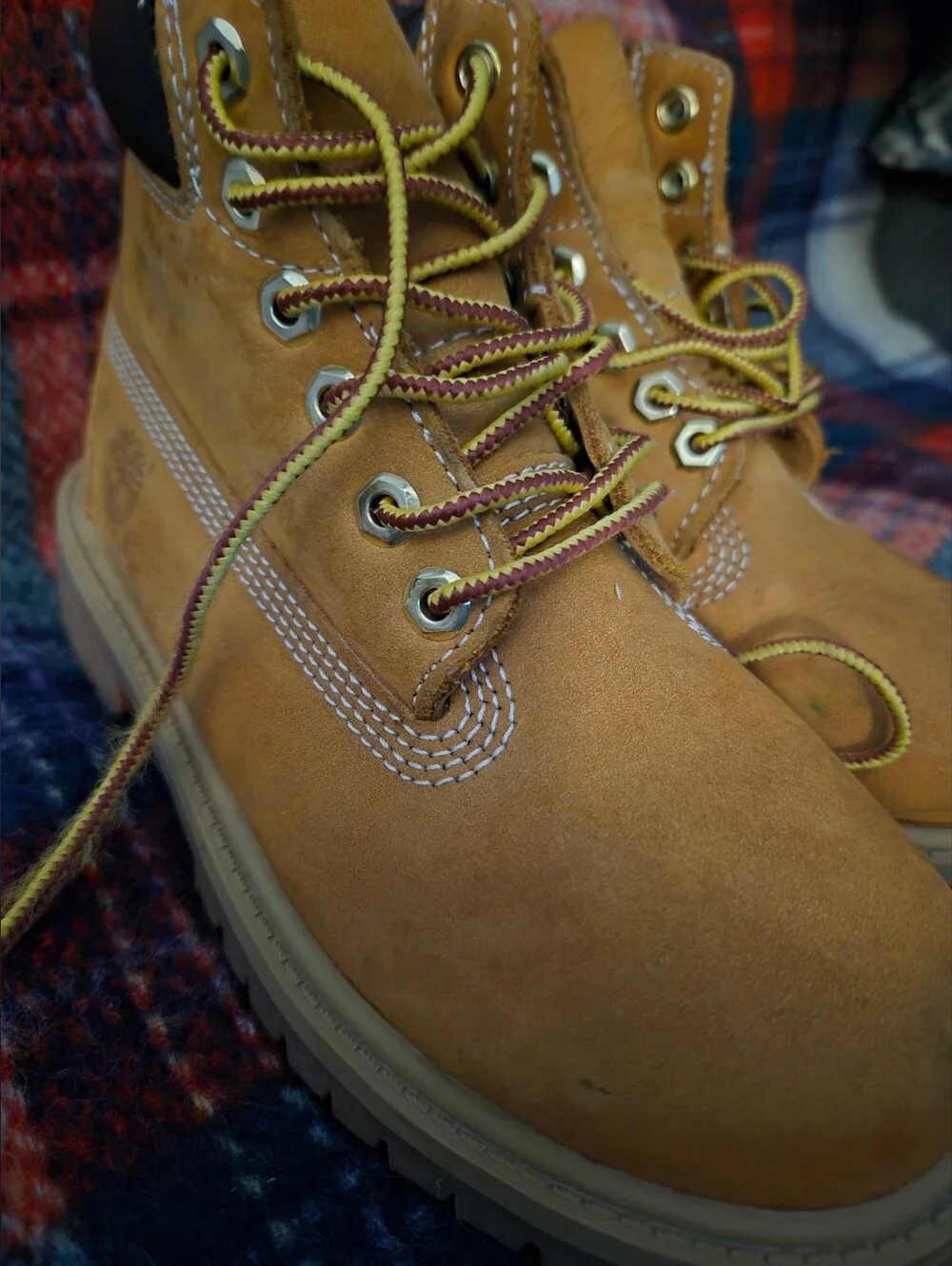Classic Wheat Timberland Boots Size 13k Like New!!!